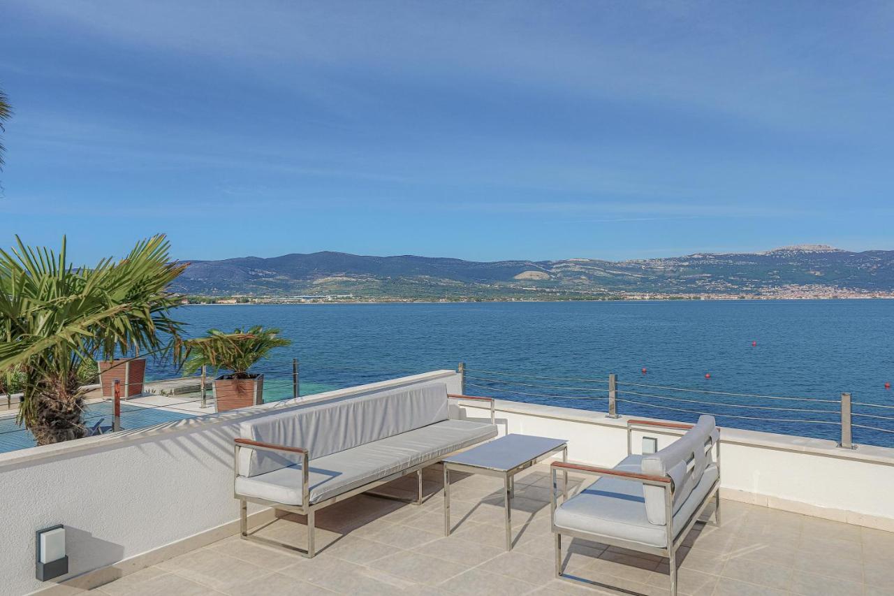 Villa Sun And Sea Trogir Exteriör bild
